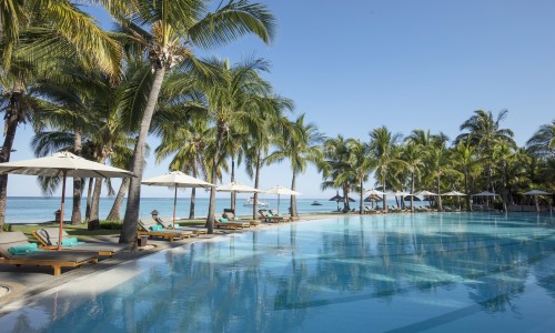 Paradis Beachcomber Golf Resort & Spa